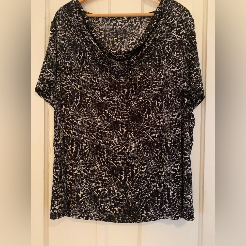 Black and white top